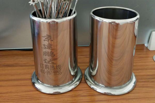 為什么現在燒烤店受歡迎的是自動(dòng)翻轉燒烤桌？